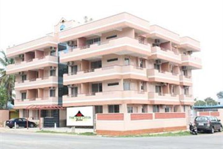 The Red Lotus Suites