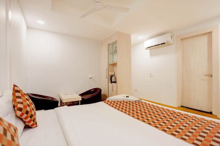 Room 53 of 73