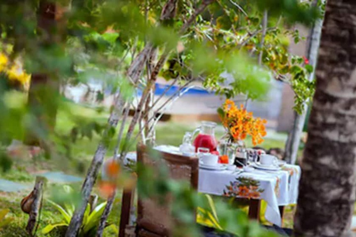Breakfast/Coffee Service 29 of 40