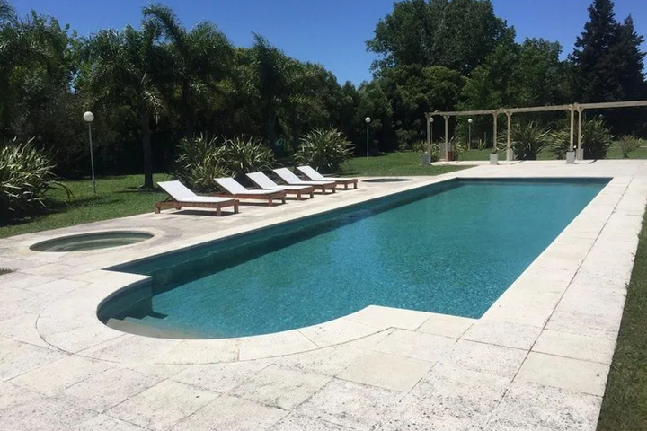 Pool 8 of 14
