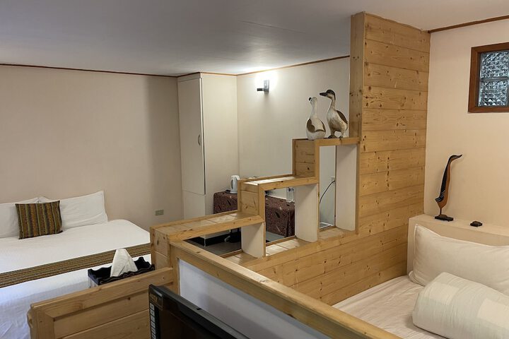 Room 16 of 73