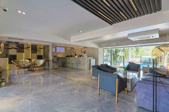Lobby Photos
