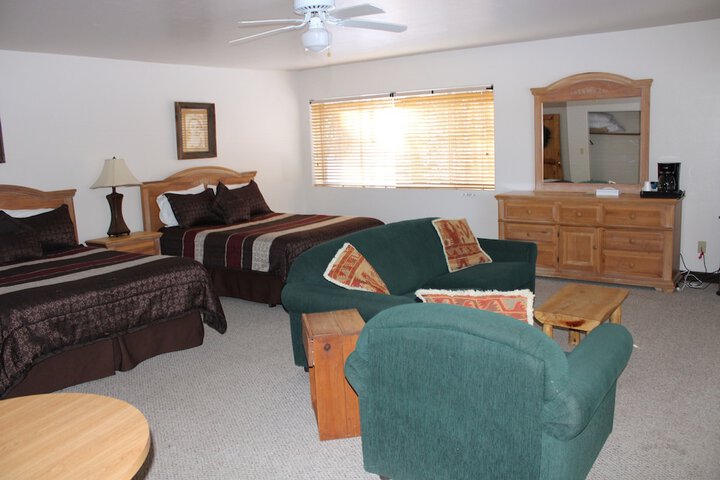 Room 14 of 104