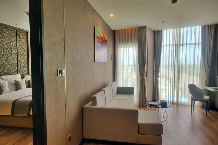 Room 14 of 60
