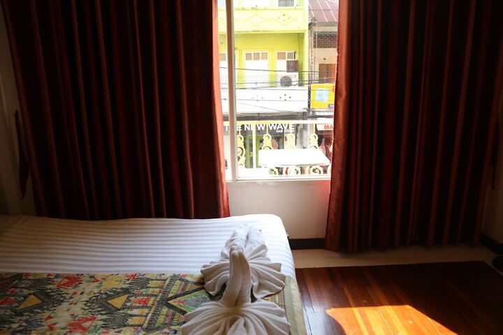 Room 15 of 52