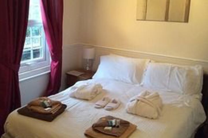 Room 16 of 47