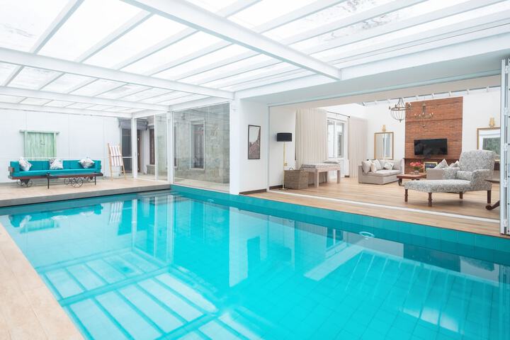 Pool 42 of 61
