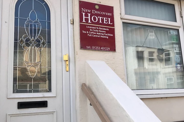 Hotel 27 of 28