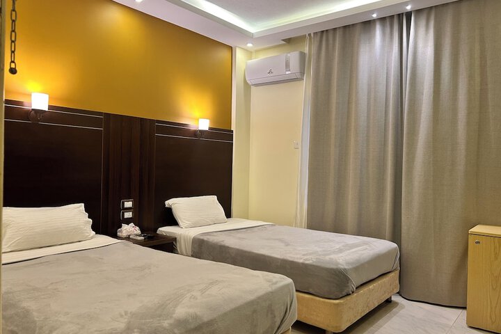 Room 26 of 58