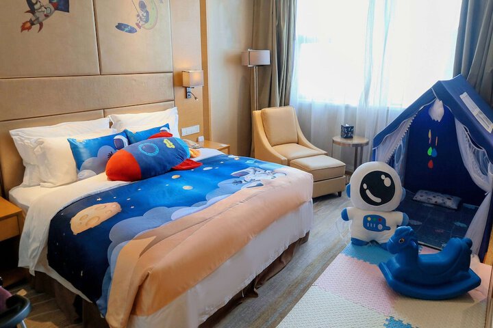 Room 14 of 46