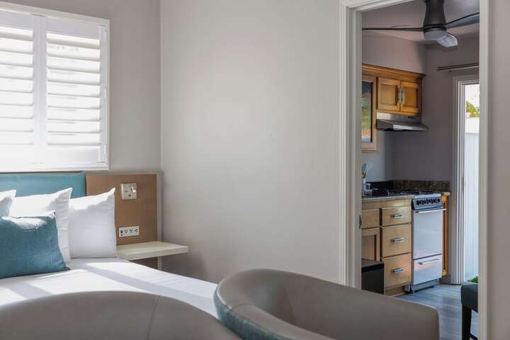 Room 15 of 112