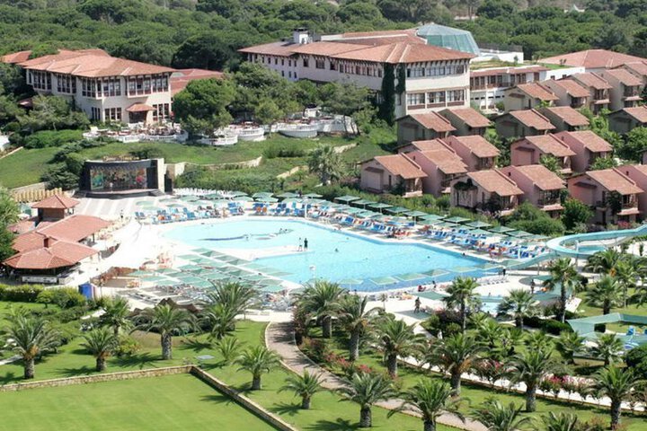 ATTALEIA HOLIDAY VILLAGE