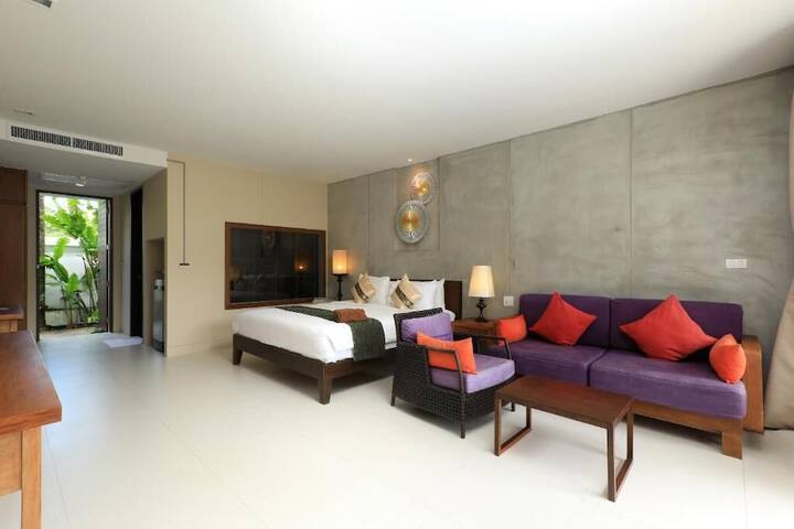 Room 10 of 52