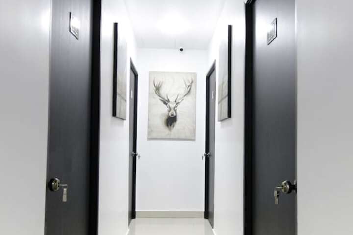 Room 18 of 26