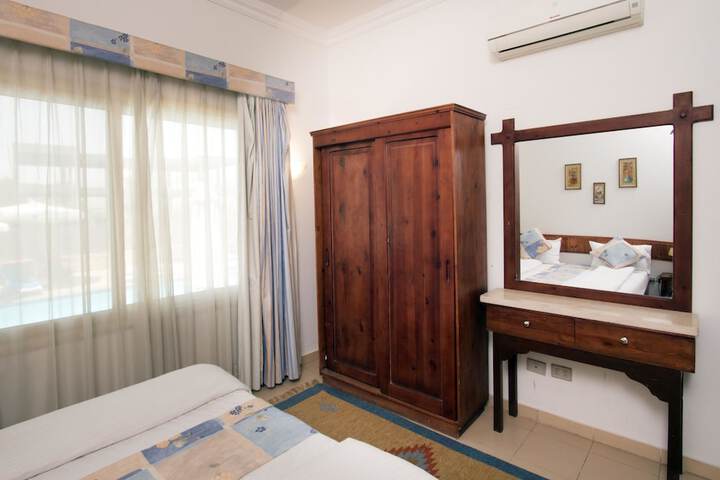 Room 34 of 70
