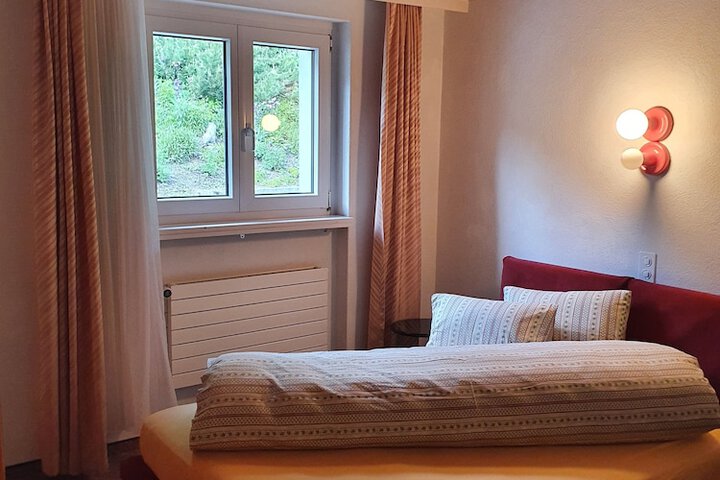 Room 6 of 41