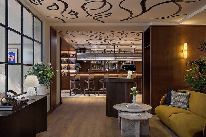 Hotel Lobby