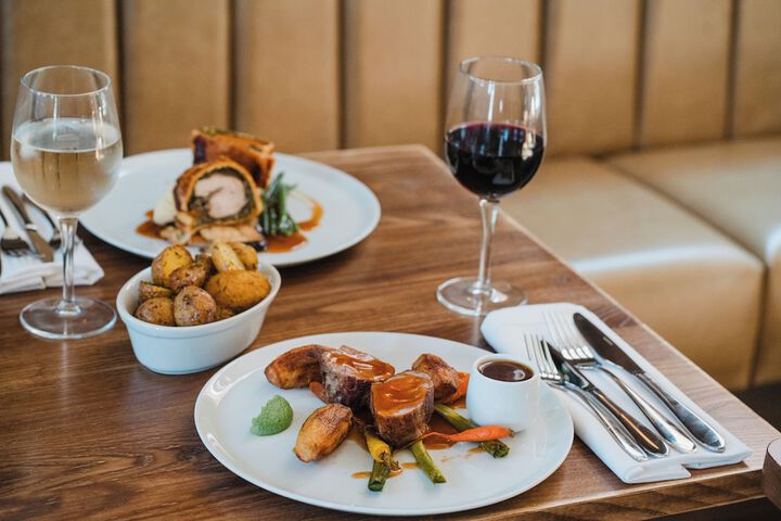 Dining Photos
