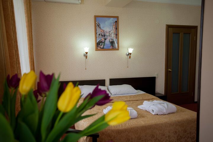Room 10 of 69