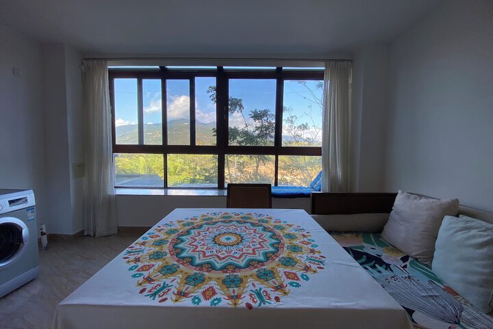 Room 85 of 178