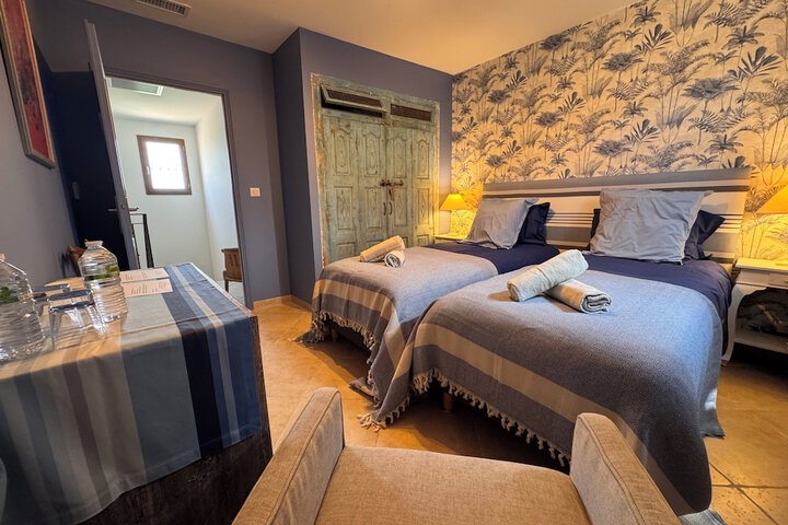 Room 15 of 60