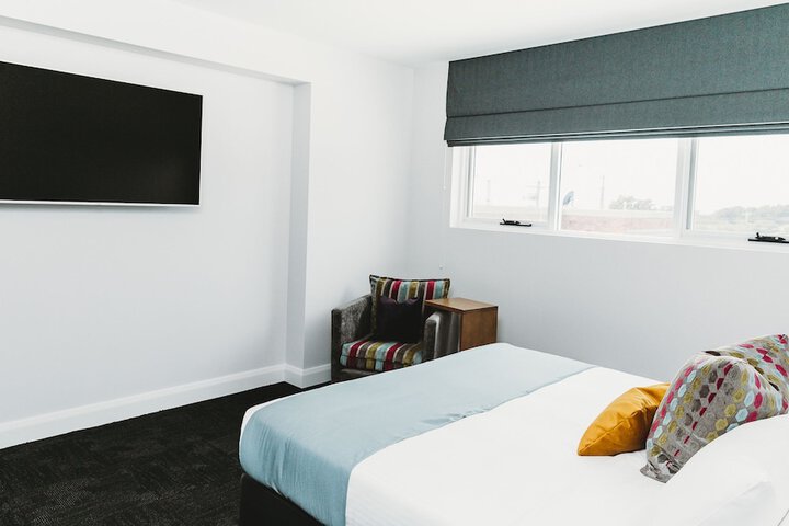 Room 11 of 41