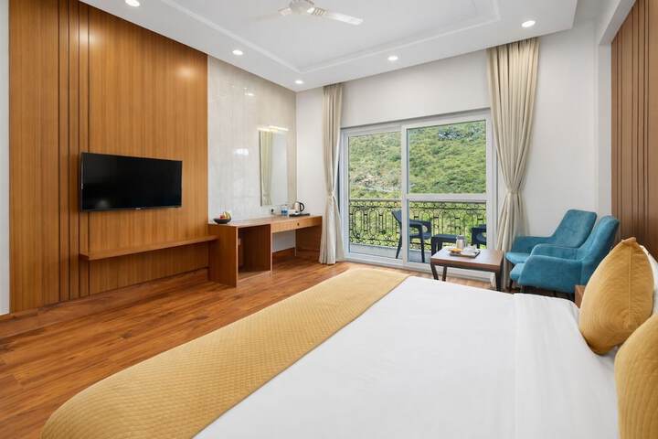 Room 16 of 55
