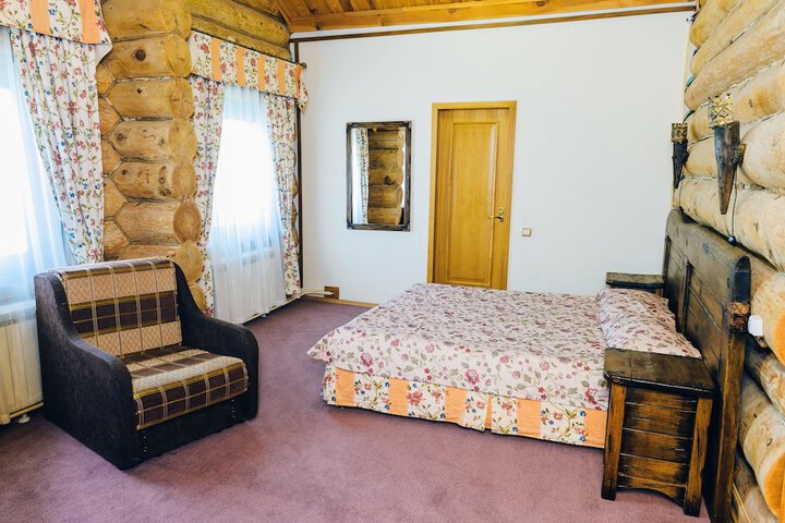 Room 10 of 45