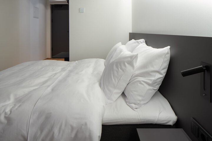 Room 18 of 47