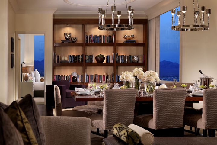 Room 7 of 44