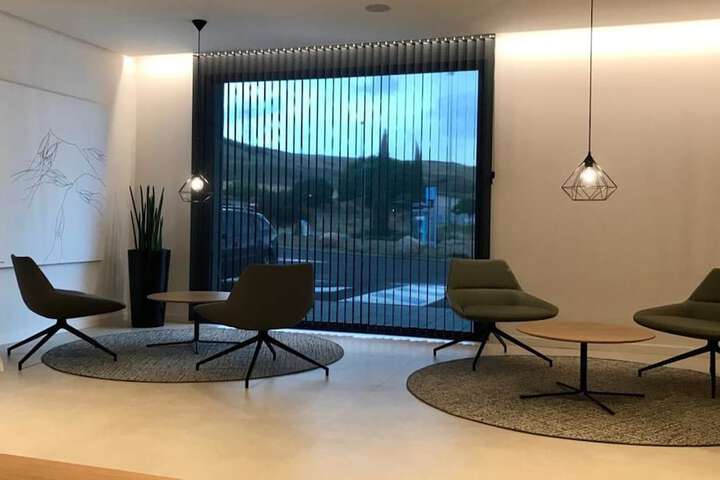 Entrance & Lobby