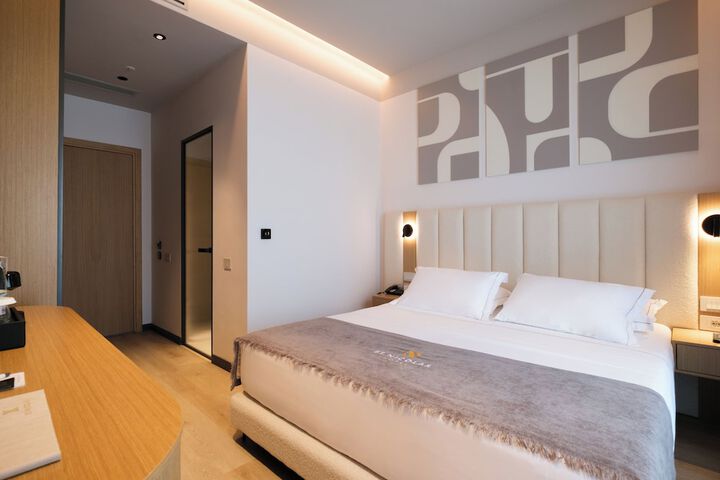 Room 25 of 109