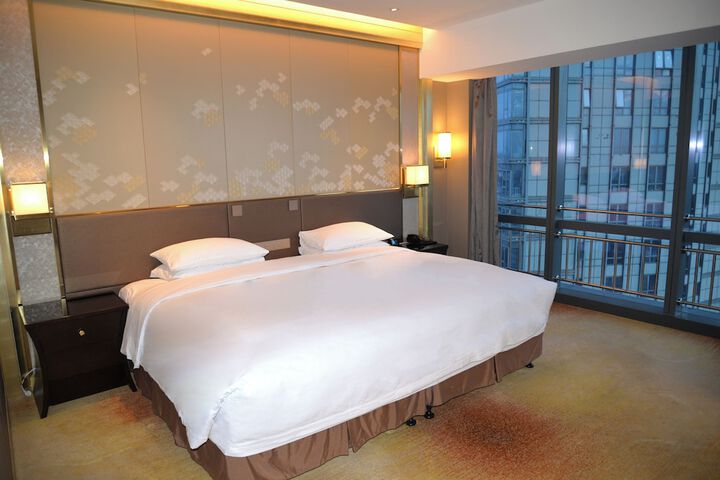 Room 38 of 96