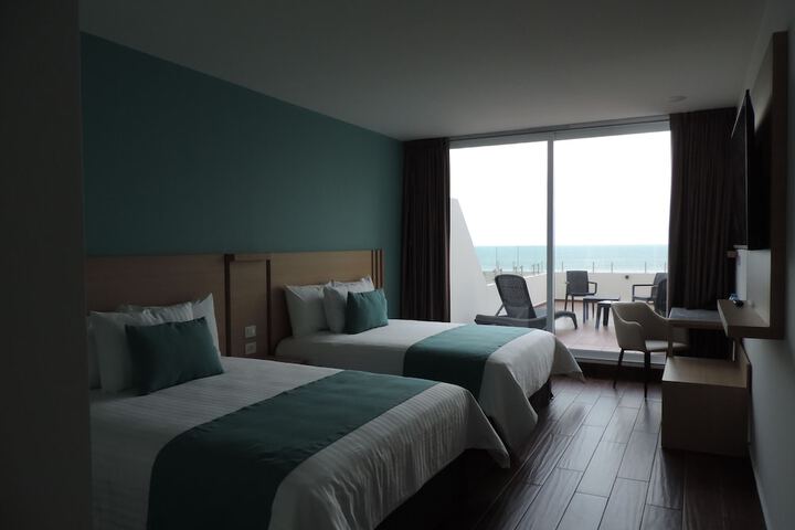Room 17 of 70