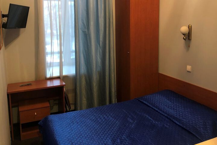 Room 13 of 35
