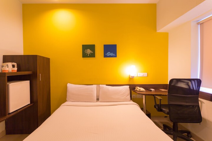 Room 17 of 48