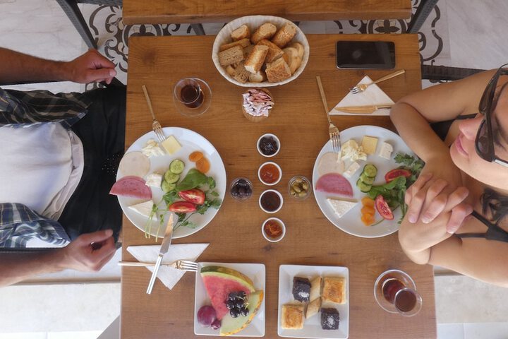 Breakfast/Coffee Service 24 of 40