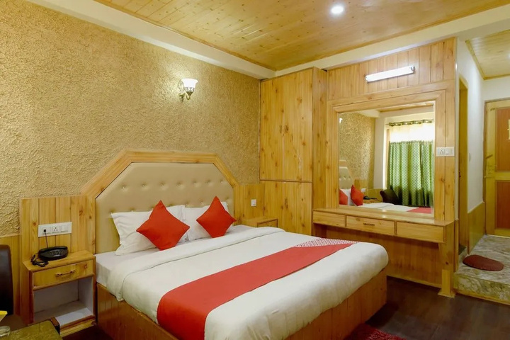 Room 2 of 14
