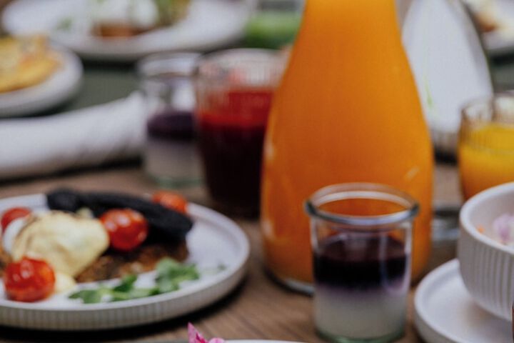 Breakfast/Coffee Service 106 of 253