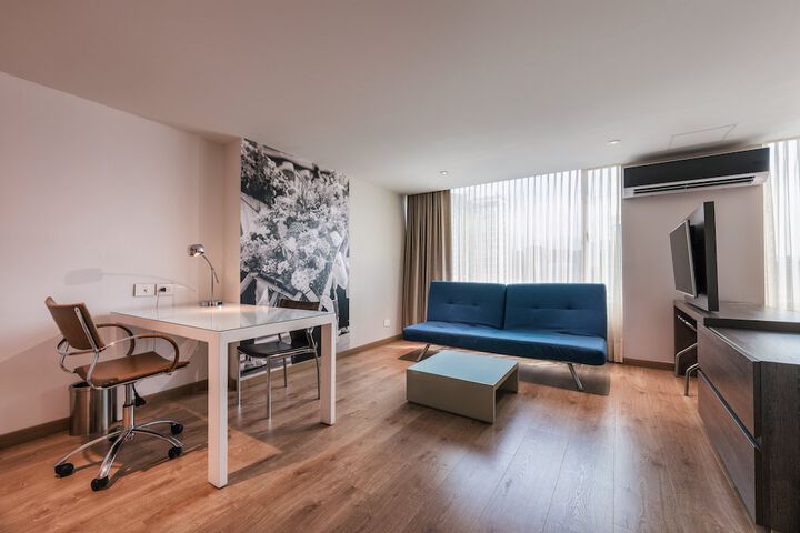Room 26 of 89