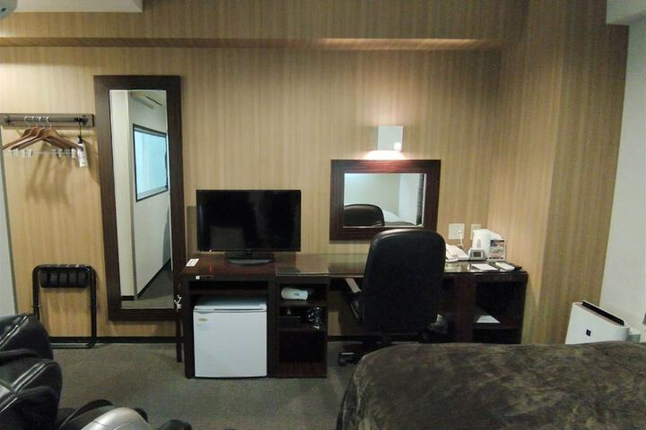 Room 25 of 89