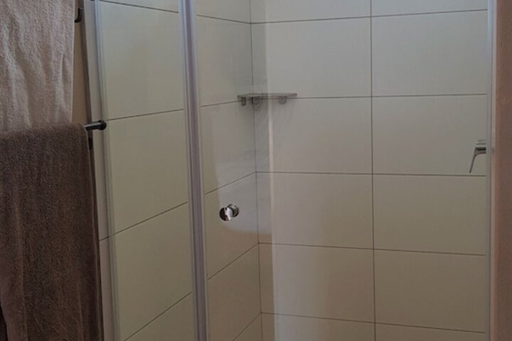 Room 9 of 36
