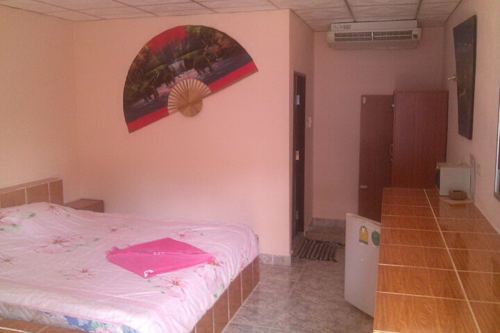 Room 12 of 41