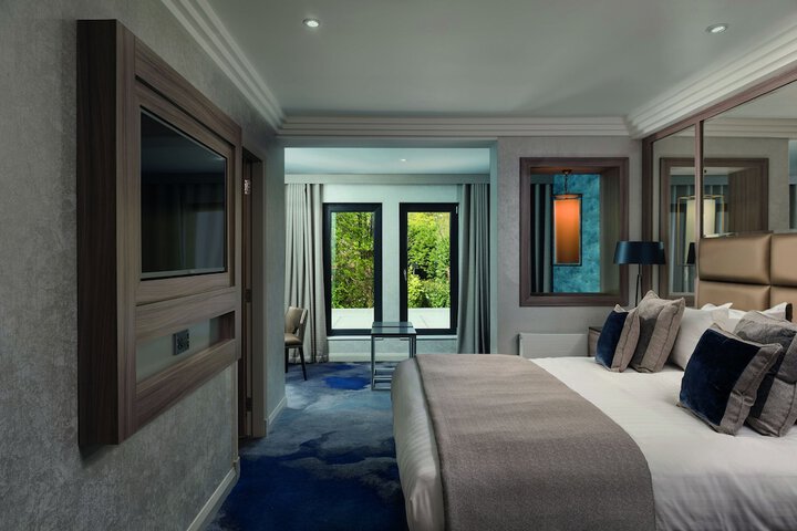 Room 8 of 54