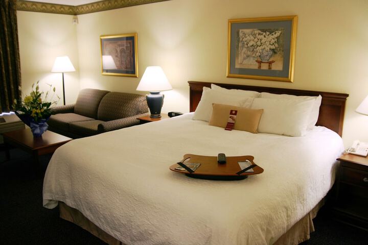 1 King Bed (2 of 3)