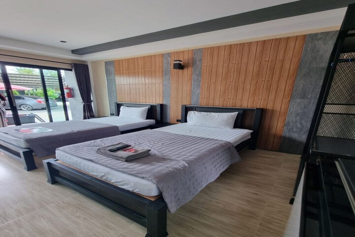 Room 25 of 50