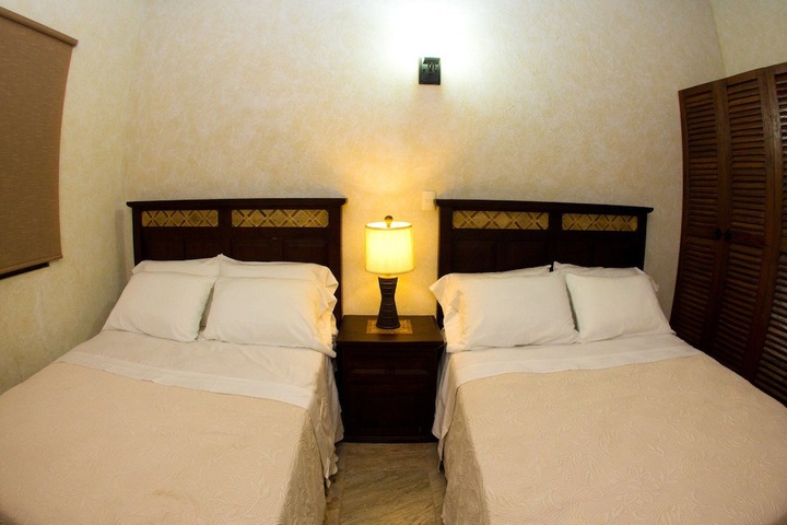 Room 3 of 56
