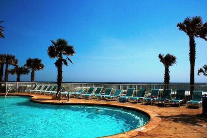Pool 28 of 30