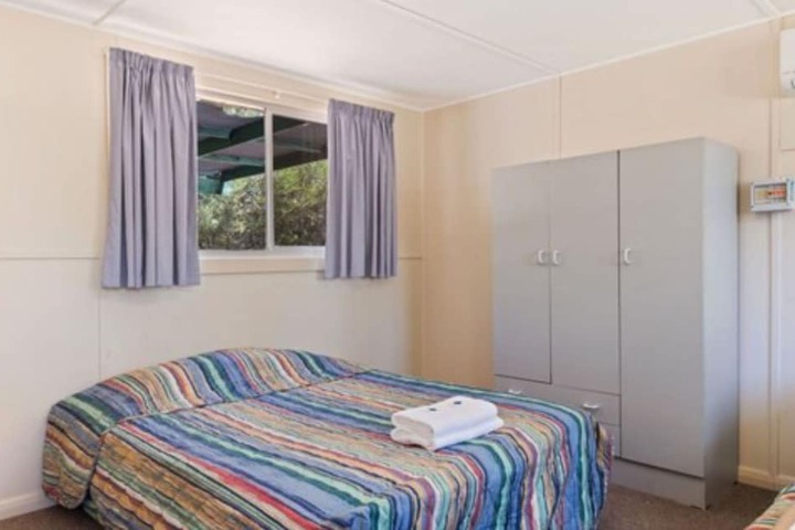 Room 10 of 130