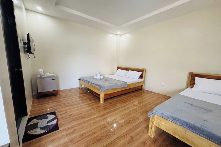 Room 7 of 34